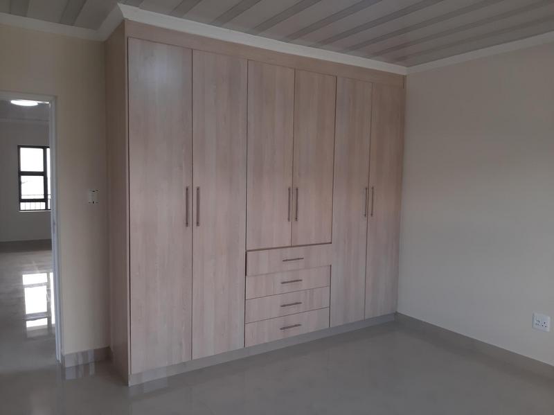 To Let 2 Bedroom Property for Rent in Park Rynie KwaZulu-Natal