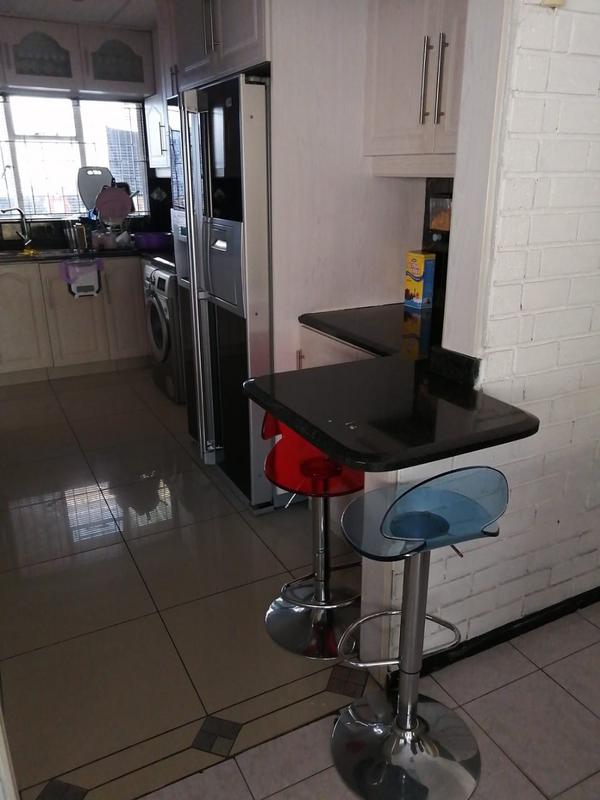 3 Bedroom Property for Sale in Chatsworth KwaZulu-Natal