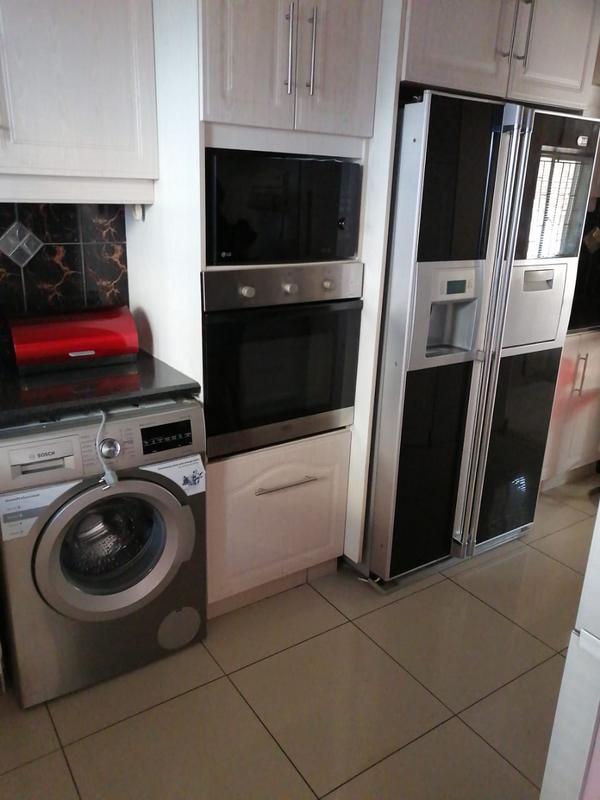 3 Bedroom Property for Sale in Chatsworth KwaZulu-Natal