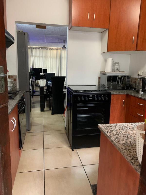 2 Bedroom Property for Sale in Pinetown KwaZulu-Natal