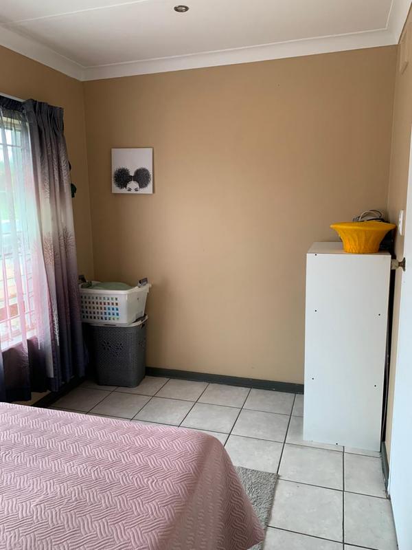 2 Bedroom Property for Sale in Pinetown KwaZulu-Natal