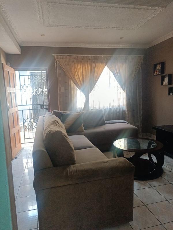 To Let 3 Bedroom Property for Rent in Orient Hills KwaZulu-Natal