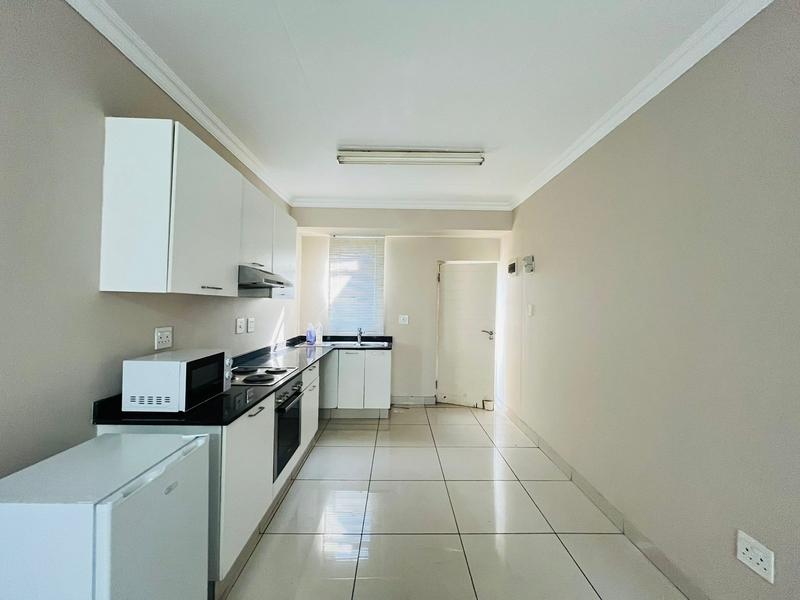 To Let 2 Bedroom Property for Rent in Umhlanga Ridge KwaZulu-Natal