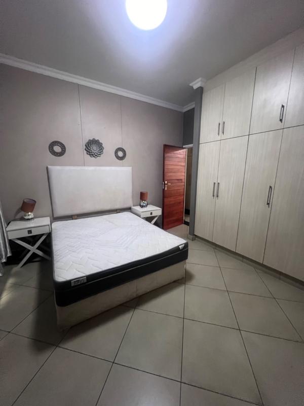 To Let 4 Bedroom Property for Rent in Umhlanga Ridge KwaZulu-Natal