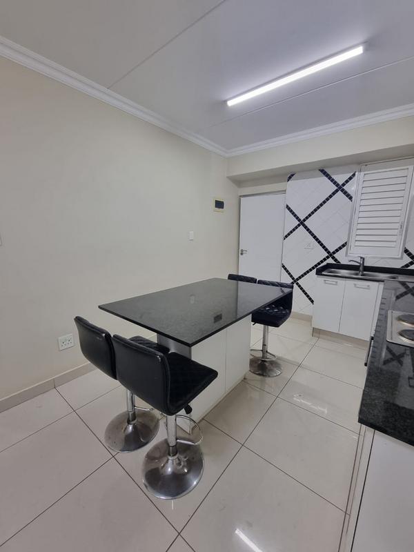 2 Bedroom Property for Sale in Umhlanga Ridge KwaZulu-Natal