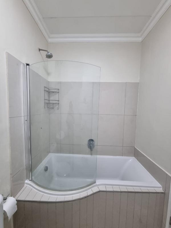 2 Bedroom Property for Sale in Umhlanga Ridge KwaZulu-Natal