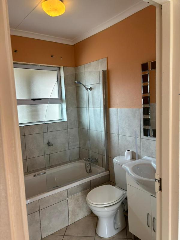 To Let 2 Bedroom Property for Rent in Empangeni Central KwaZulu-Natal