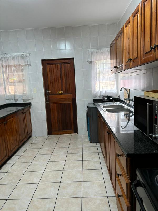 To Let 3 Bedroom Property for Rent in Meer En See KwaZulu-Natal