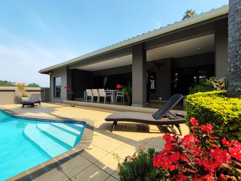 6 Bedroom Property for Sale in Chase Valley Downs KwaZulu-Natal