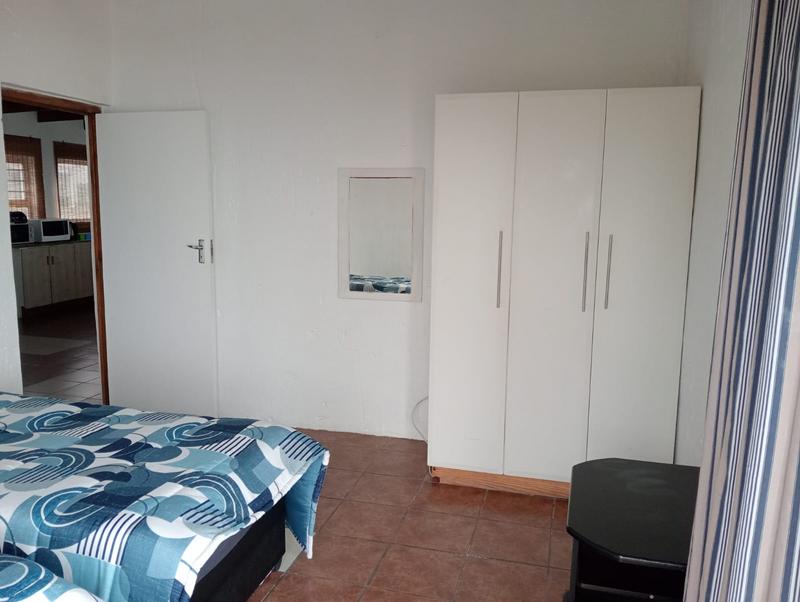 To Let 3 Bedroom Property for Rent in Margate KwaZulu-Natal