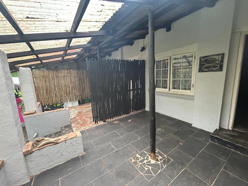 To Let 1 Bedroom Property for Rent in Port Edward KwaZulu-Natal