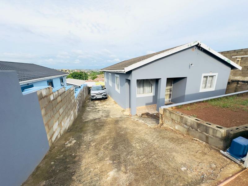 3 Bedroom Property for Sale in Newlands West KwaZulu-Natal