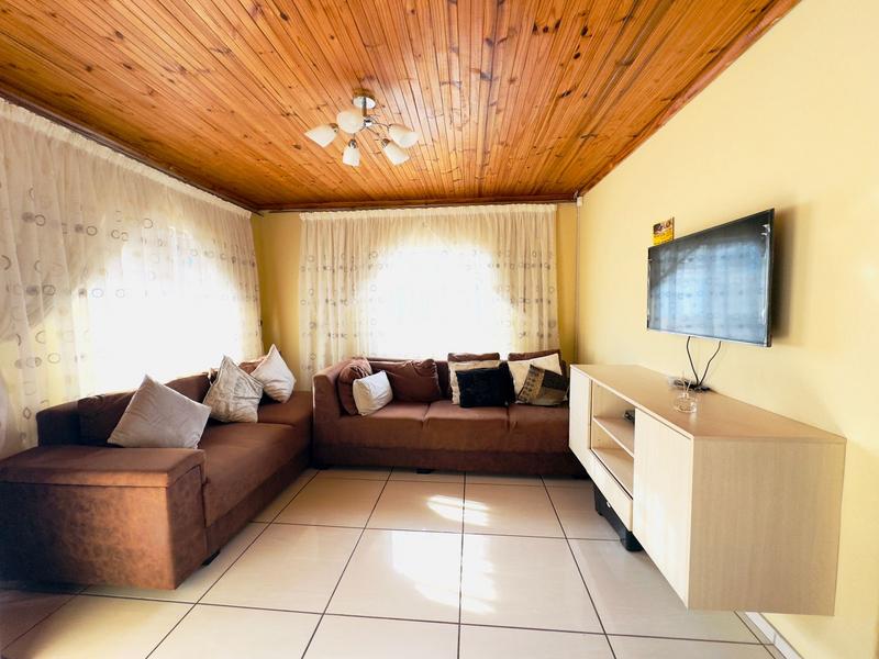 3 Bedroom Property for Sale in Newlands West KwaZulu-Natal