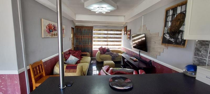 3 Bedroom Property for Sale in Westgate KwaZulu-Natal