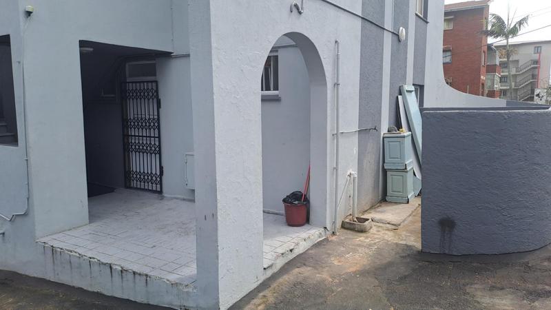 To Let 1 Bedroom Property for Rent in Overport KwaZulu-Natal