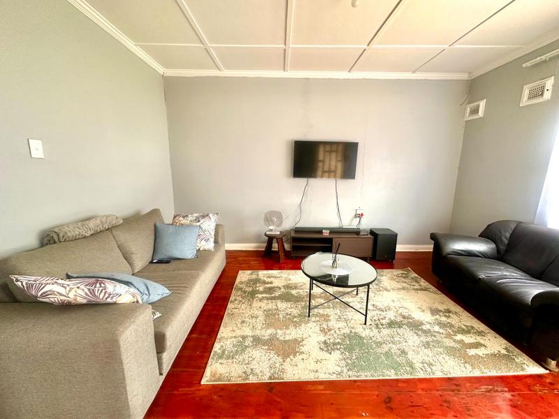 To Let 3 Bedroom Property for Rent in Montclair KwaZulu-Natal