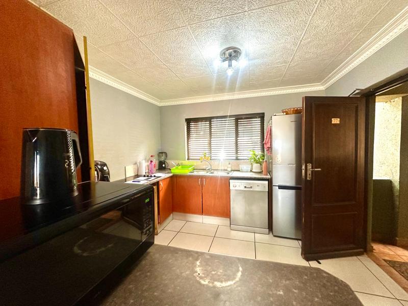 2 Bedroom Property for Sale in Montclair KwaZulu-Natal