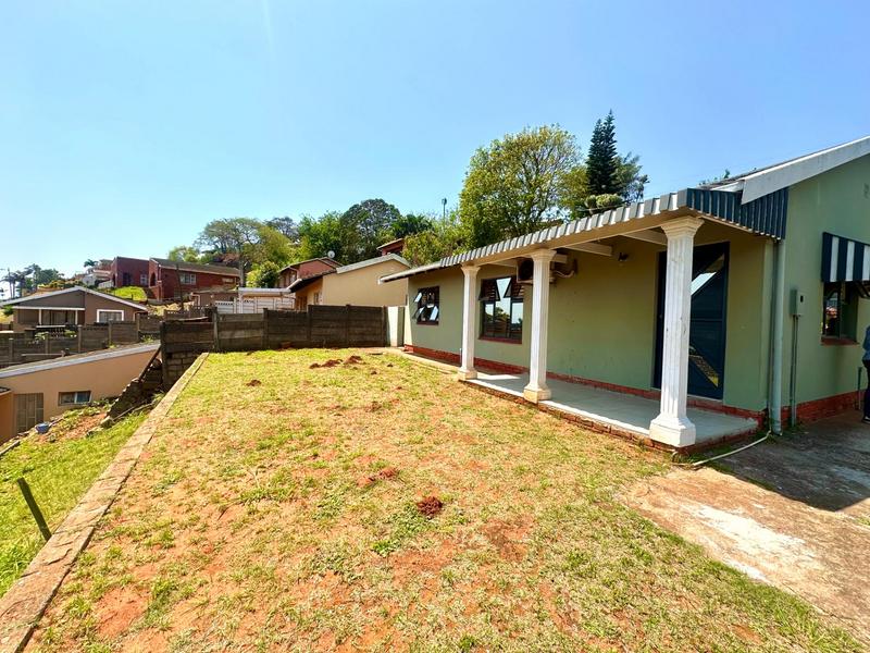 2 Bedroom Property for Sale in Woodlands KwaZulu-Natal