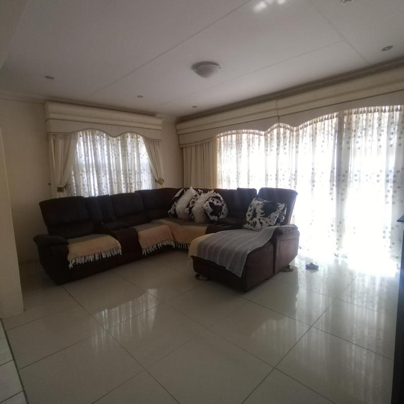 4 Bedroom Property for Sale in Harding KwaZulu-Natal