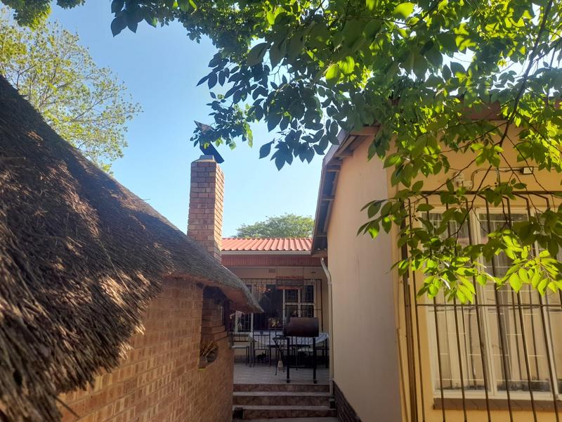 4 Bedroom Property for Sale in Huttenheights KwaZulu-Natal