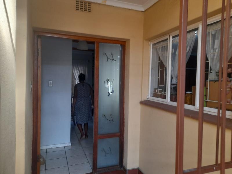 4 Bedroom Property for Sale in Huttenheights KwaZulu-Natal