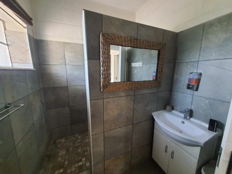 2 Bedroom Property for Sale in Marina Beach KwaZulu-Natal