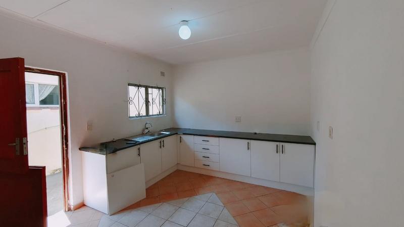 To Let 2 Bedroom Property for Rent in Park Rynie KwaZulu-Natal