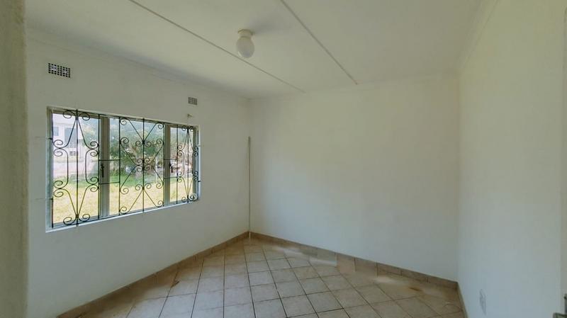 To Let 2 Bedroom Property for Rent in Park Rynie KwaZulu-Natal