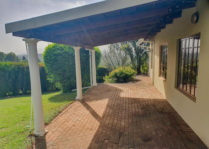 To Let 4 Bedroom Property for Rent in Underberg KwaZulu-Natal