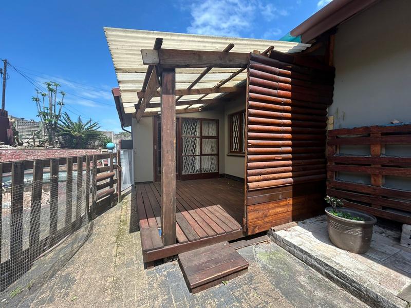 To Let 3 Bedroom Property for Rent in Margate KwaZulu-Natal