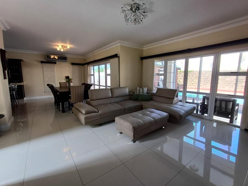 To Let 4 Bedroom Property for Rent in Mount Edgecombe KwaZulu-Natal