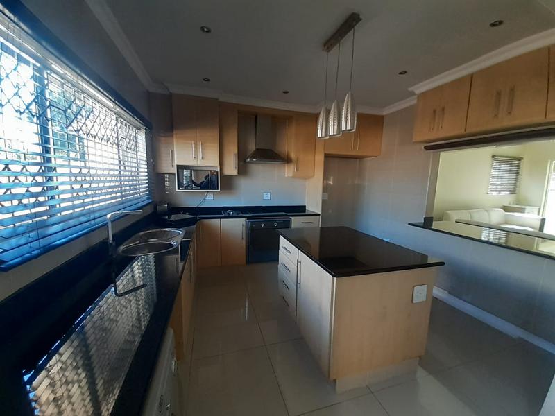 To Let 3 Bedroom Property for Rent in Sherwood KwaZulu-Natal