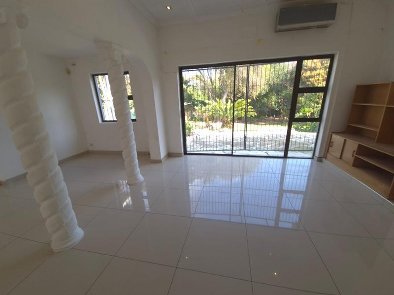 To Let 3 Bedroom Property for Rent in Uvongo KwaZulu-Natal