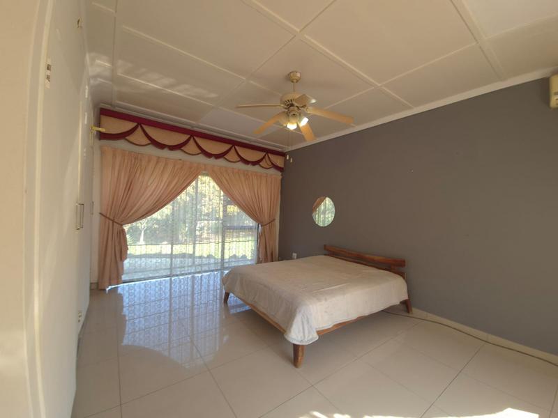 To Let 3 Bedroom Property for Rent in Uvongo KwaZulu-Natal