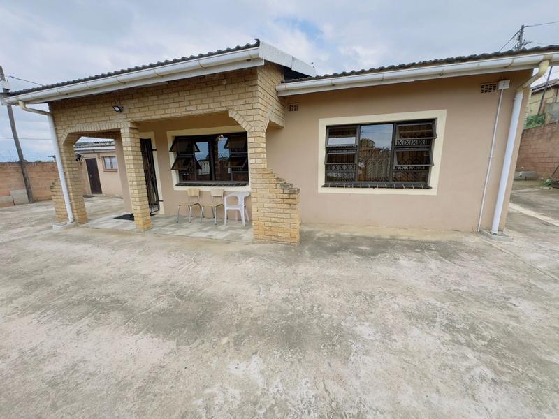 2 Bedroom Property for Sale in Kwamashu KwaZulu-Natal