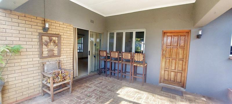 To Let 4 Bedroom Property for Rent in Mtunzini KwaZulu-Natal