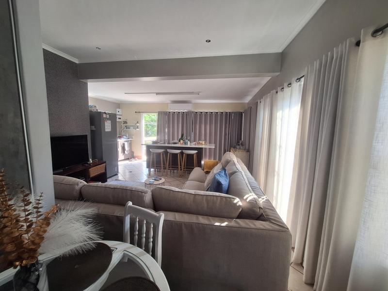 7 Bedroom Property for Sale in Reservoir Hills KwaZulu-Natal