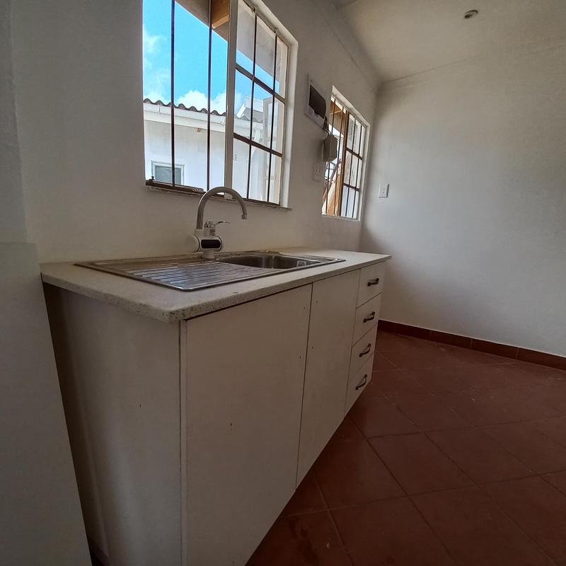 To Let 1 Bedroom Property for Rent in Merebank KwaZulu-Natal