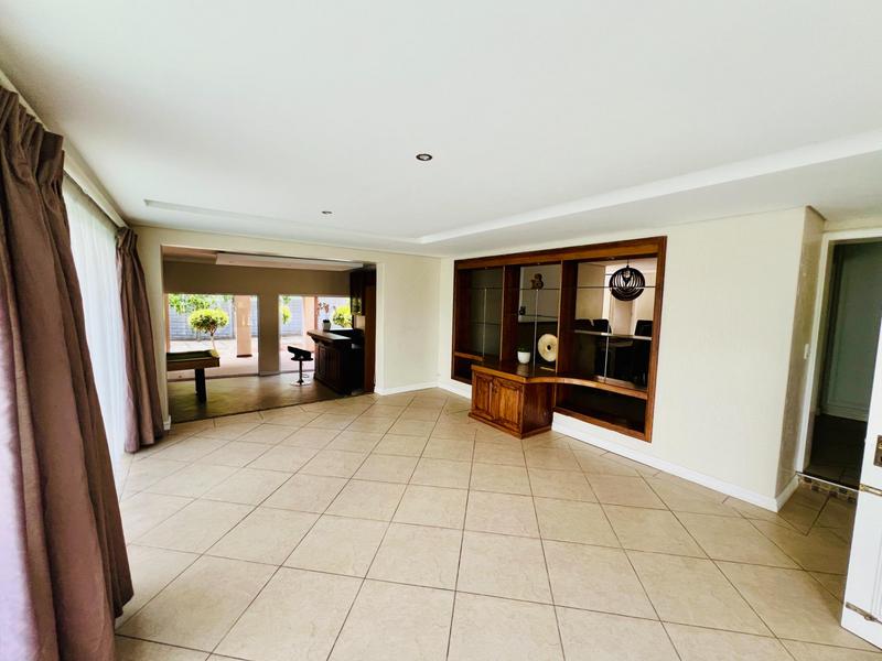 7 Bedroom Property for Sale in Farningham Ridge KwaZulu-Natal