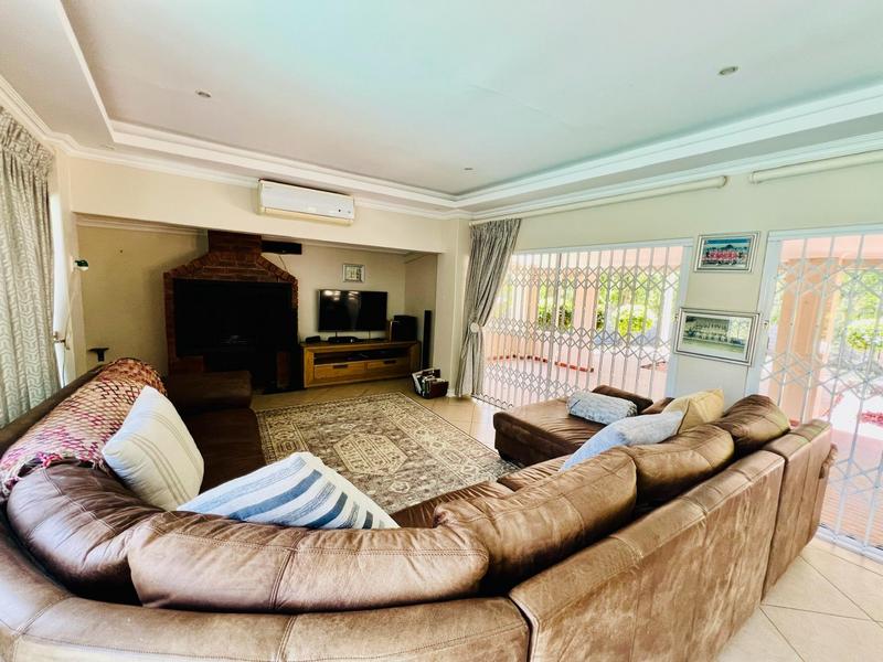 7 Bedroom Property for Sale in Farningham Ridge KwaZulu-Natal