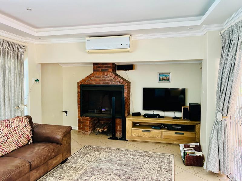 7 Bedroom Property for Sale in Farningham Ridge KwaZulu-Natal