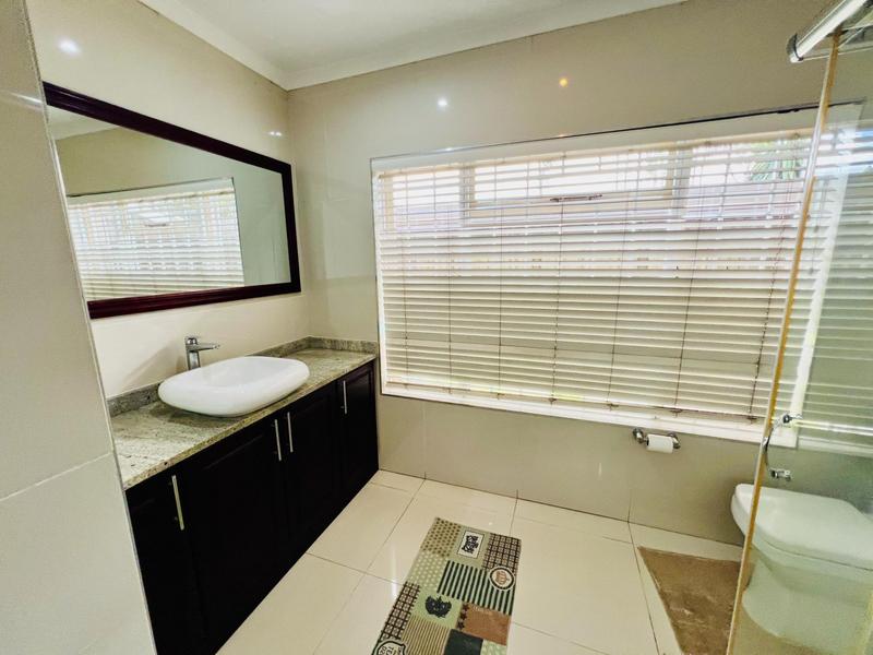 7 Bedroom Property for Sale in Farningham Ridge KwaZulu-Natal