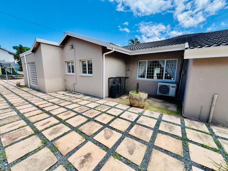 7 Bedroom Property for Sale in Farningham Ridge KwaZulu-Natal