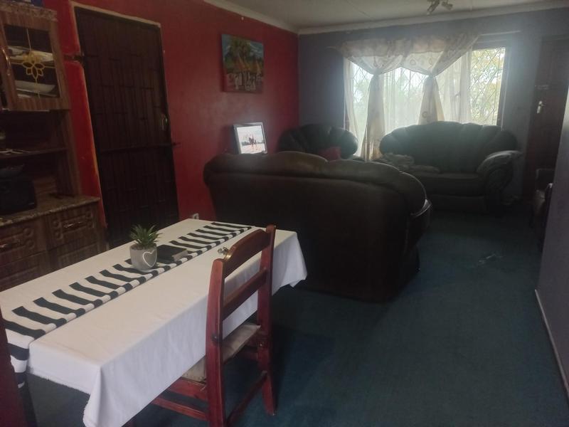 3 Bedroom Property for Sale in Kwandengezi KwaZulu-Natal