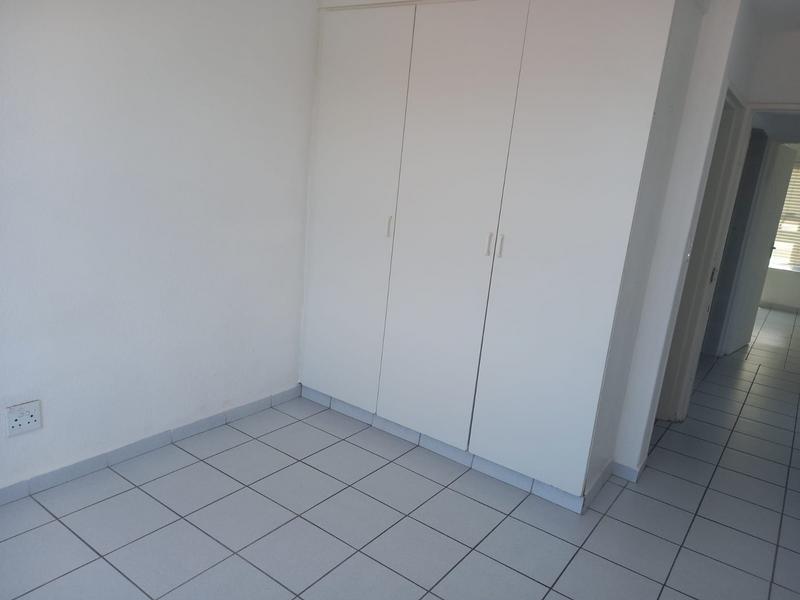 To Let 2 Bedroom Property for Rent in Bluff KwaZulu-Natal