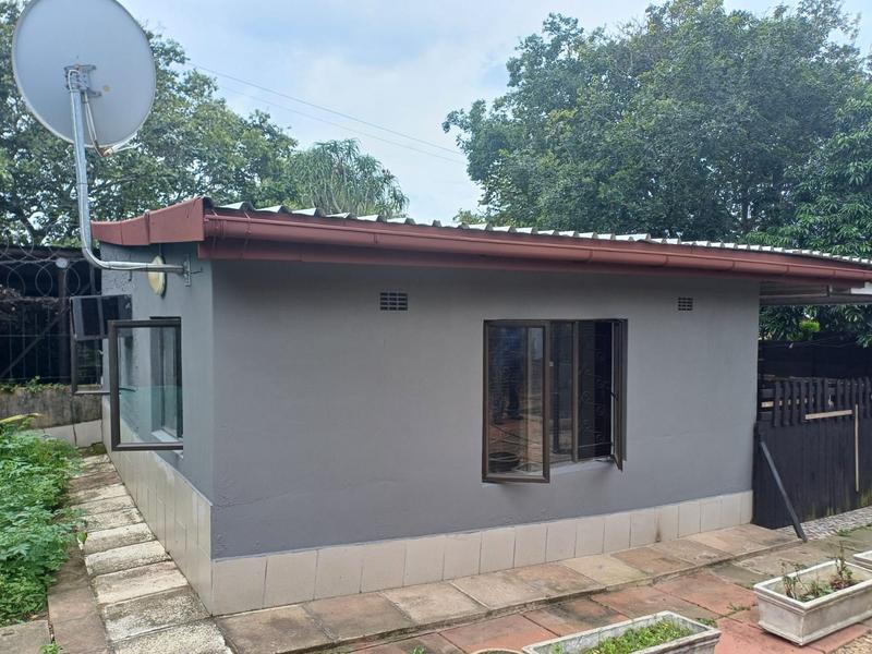 To Let 1 Bedroom Property for Rent in Malvern KwaZulu-Natal