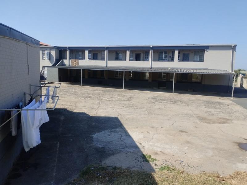 To Let 2 Bedroom Property for Rent in Port Shepstone KwaZulu-Natal