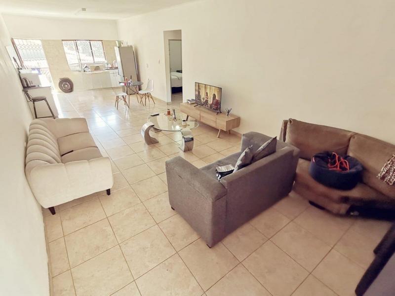 To Let 2 Bedroom Property for Rent in Bellair KwaZulu-Natal