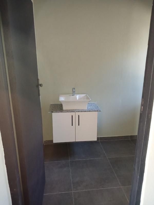 To Let 2 Bedroom Property for Rent in Musgrave KwaZulu-Natal