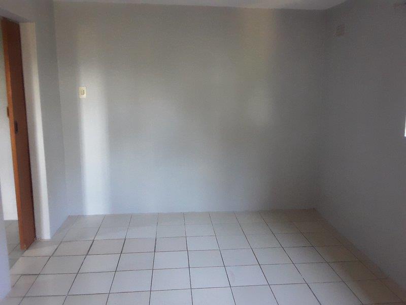 To Let 1 Bedroom Property for Rent in Newlands West KwaZulu-Natal